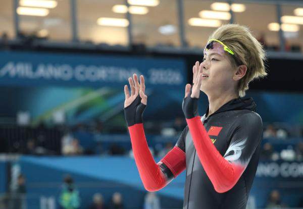 欧冠比赛时间-张小楠晋级决赛 刘瀚彬创速滑5000米中国最好成绩